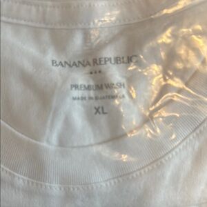 Banana Republic White T-Shirt XL
